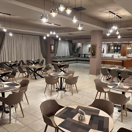 Achillio Hotel Komotiní Kültér fotó