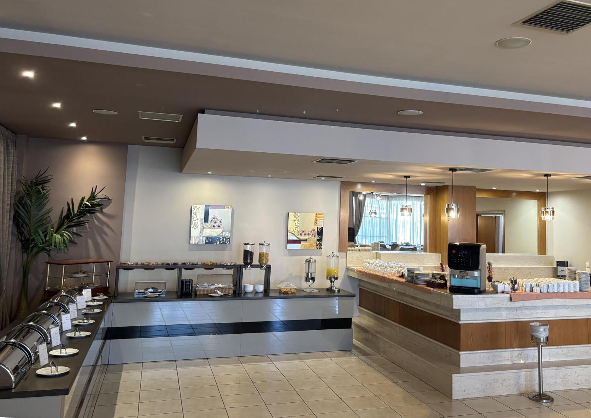 Achillio Hotel Komotiní Kültér fotó