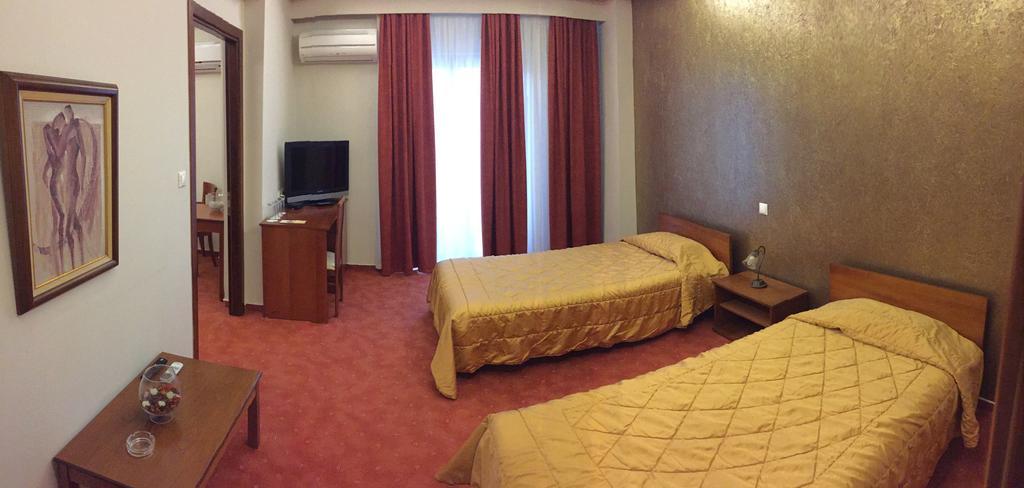 Achillio Hotel Komotiní Kültér fotó